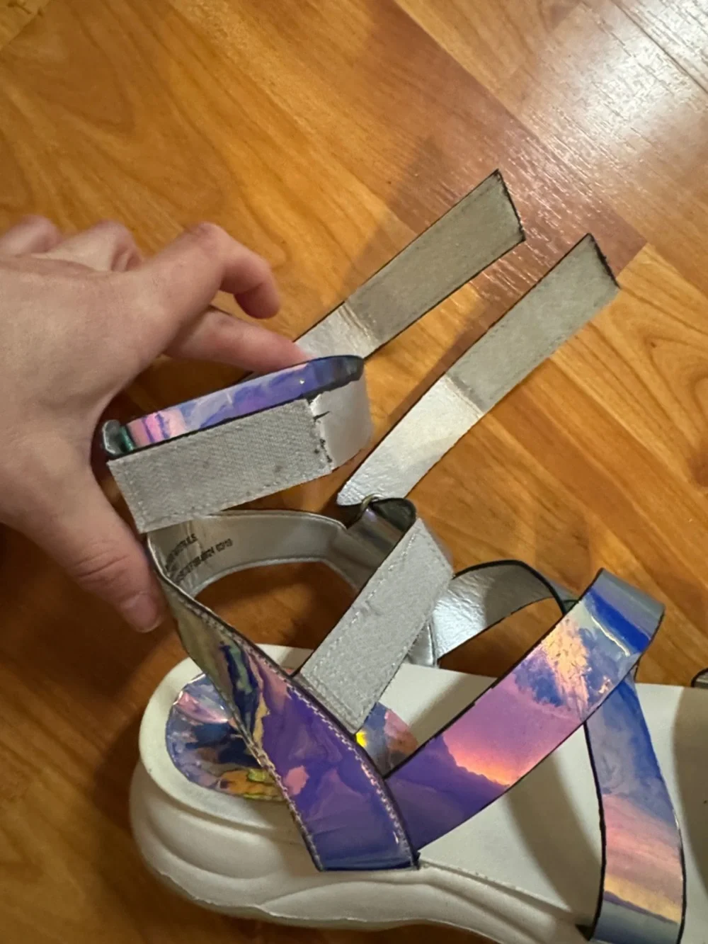 Wild Fable Kaya Gladiator Sandals Holographic - Picture 7 of 7